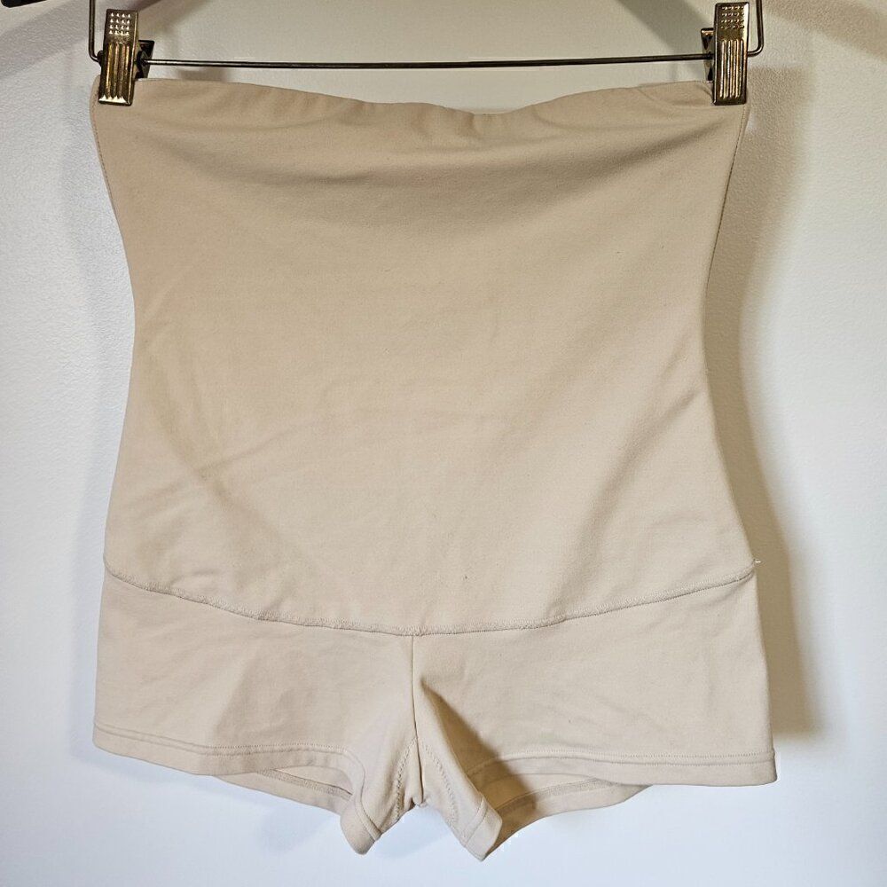EUC FLEXEES MAIDENFORM TAN SHAPER BOOTY SHORTS SIZE LARGE